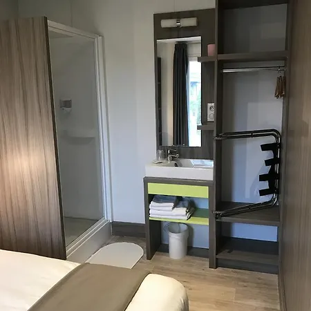 Hotel Les De France Roissy-en-France