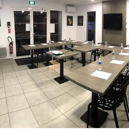 Hotel Les De France Roissy-en-France
