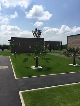 호텔 Les Cottages De France 3*